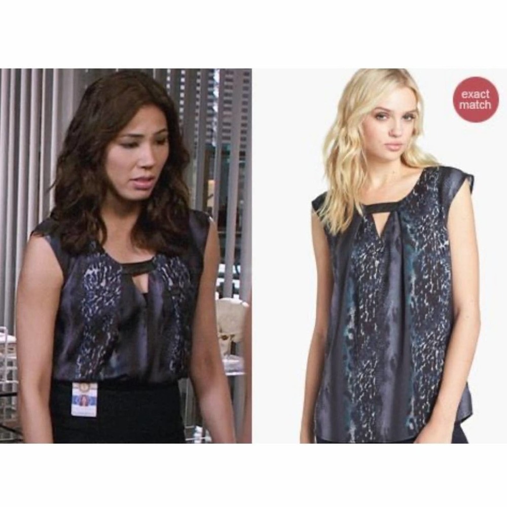 Trouvé Spliced Leopard Print Keyhole Woven Top - Picture 6 of 10